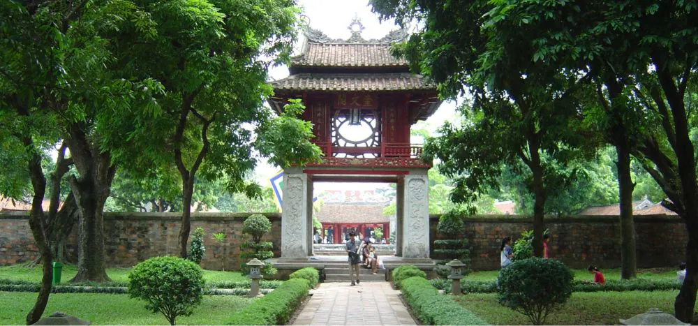 Van Mieu Quoc Tu Giam Nguon Internet