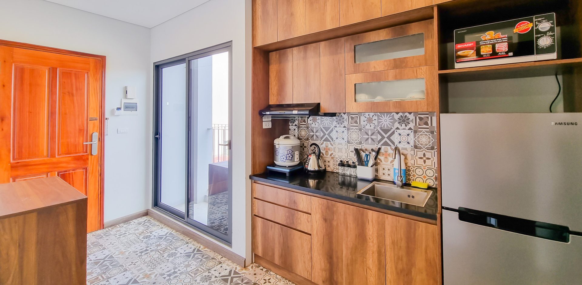 Bếp riêng trong căn hộ dịch vụ Hồ Tây VNAHOMES